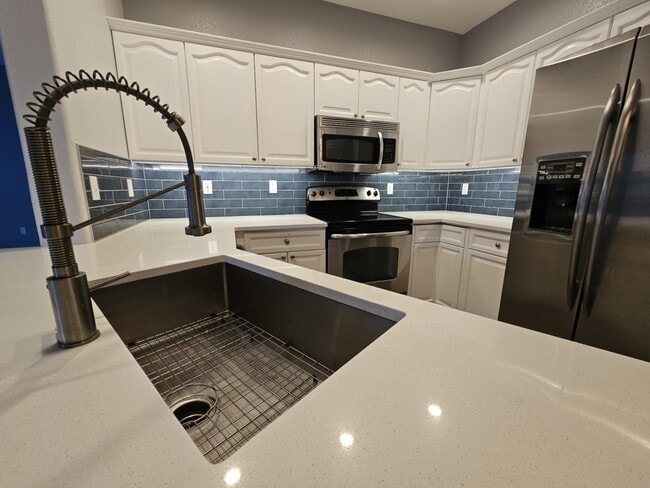 7429 S Alkire St, Unit 306 in Littleton, CO - Building Photo - Building Photo