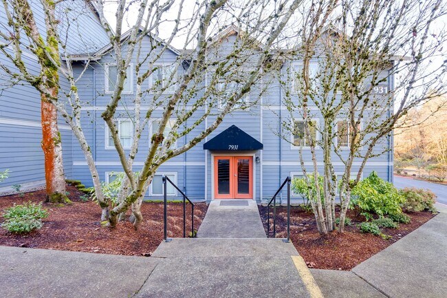 7931 SW 40th Ave in Portland, OR - Foto de edificio - Building Photo