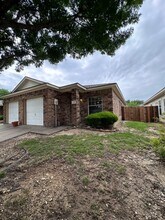 990 Sierra Vista Ct in Midlothian, TX - Building Photo - Building Photo