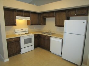 1704 Ridgewood Ln in Sanford, FL - Building Photo - Building Photo