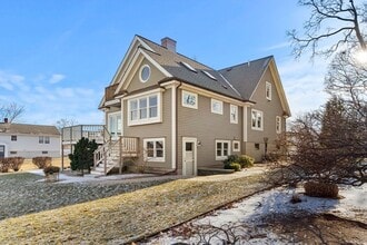 30R Harbor St in Danvers, MA - Building Photo - Building Photo
