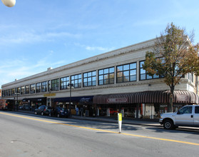 163 N Main St in Port Chester, NY - Foto de edificio - Building Photo