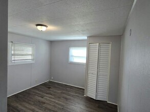 208 49th Ave W in Bradenton, FL - Building Photo - Building Photo