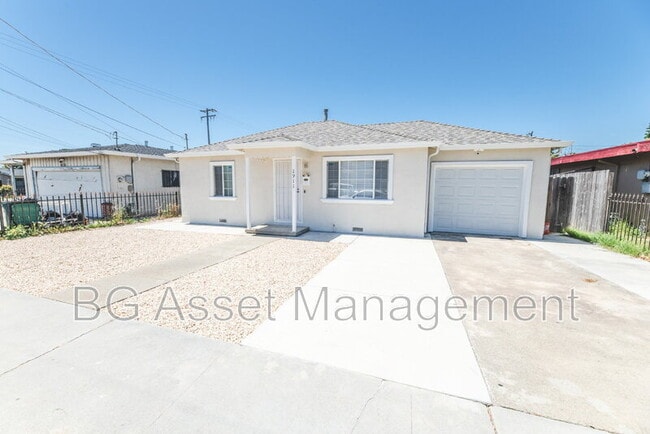 property at 2911 18th St