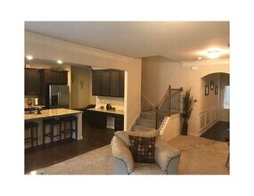 314 Reynoldston Way in Suwanee, GA - Building Photo - Building Photo