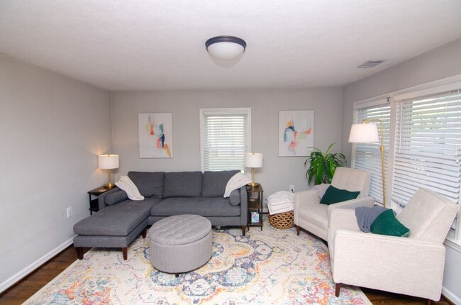 405 McIver St in Nashville, TN - Building Photo - Building Photo