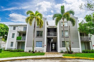 11185 SW 6th St in Pembroke Pines, FL - Building Photo - Building Photo