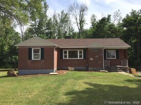 68 Parsonage St in Rocky Hill, CT - Building Photo