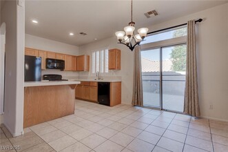 1406 Hometown Ave in Henderson, NV - Building Photo - Building Photo