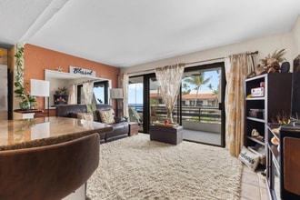 75-6082-6082 Ali‘i Dr, Unit 333 in Kailua Kona, HI - Building Photo - Building Photo