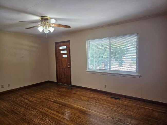 4406 Jersey Pike in Chattanooga, TN - Building Photo - Building Photo