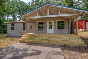 2841 Honey Bee Ln in Wills Point, TX - Building Photo