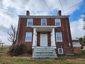 2693 Brooklyn Road-South in Mercersburg, PA - Building Photo