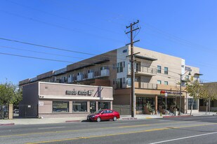 402 S San Gabriel Blvd in San Gabriel, CA - Building Photo