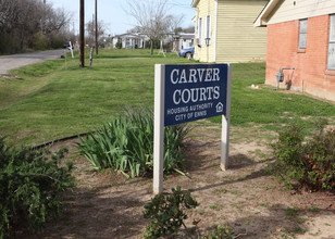 Carver Courts in Ennis, TX - Building Photo - Building Photo