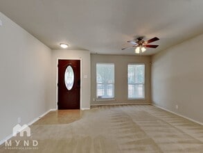 114 Arcadia Pl in Schertz, TX - Building Photo - Building Photo