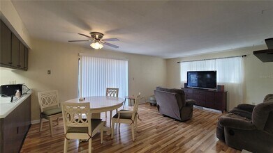 415 NW 39th Rd in Gainesville, FL - Building Photo - Building Photo