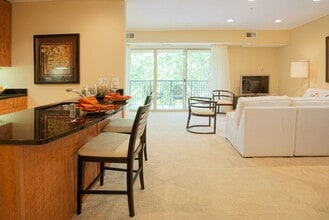 Spa Cove Apartments in Annapolis, MD - Foto de edificio - Building Photo