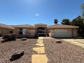 1007 W Cooley Dr in Gilbert, AZ - Building Photo - Building Photo