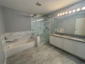 20625 Great Laurel Ave in Tampa, FL - Foto de edificio - Building Photo