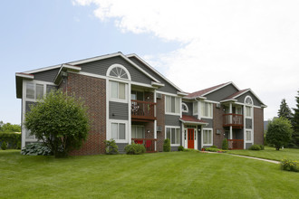 Strawberry Apartments in Wyoming, MI - Building Photo - Building Photo