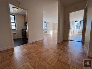 East 79th Street, Unit 12U in New York, NY - Foto de edificio - Building Photo