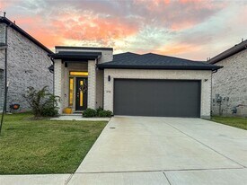 4710 Hunter Hurst Dr in Princeton, TX - Building Photo