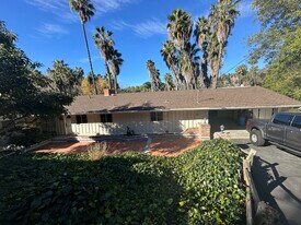 4370 Calavo Dr in La Mesa, CA - Building Photo