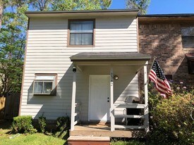 2362 Ryan Pl in Tallahassee, FL - Building Photo