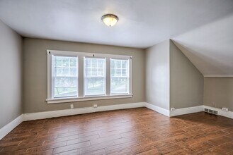 3314 Jackson St-Unit -3314 #2 in Omaha, NE - Building Photo - Building Photo