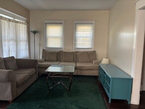 1641 Hale Ave in Louisville, KY - Building Photo - Building Photo