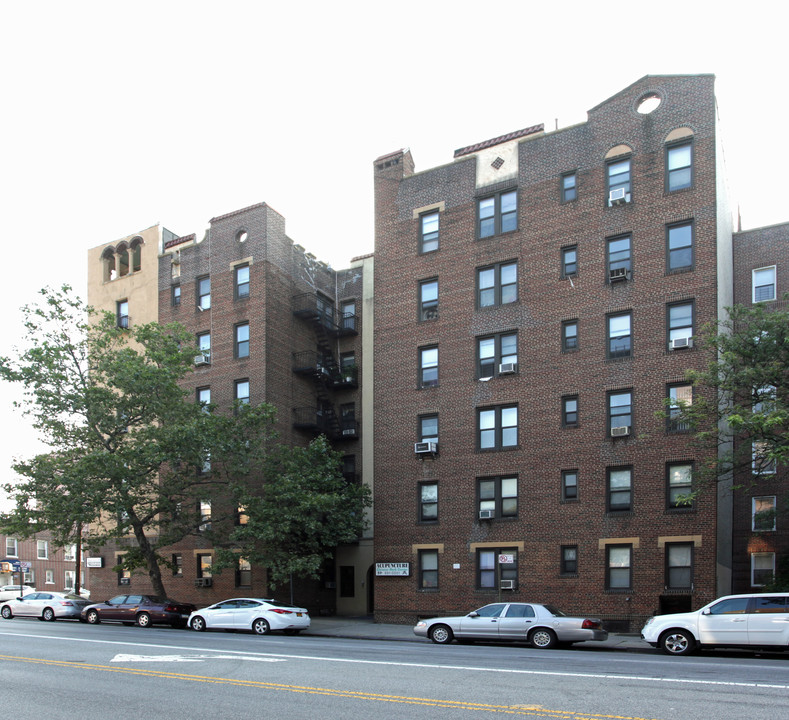 2813 Ocean Ave in Brooklyn, NY - Foto de edificio