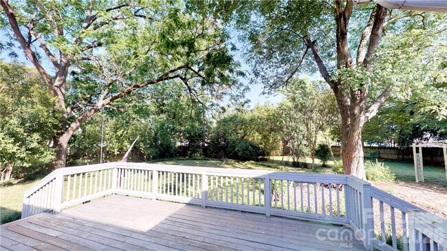 1426 Bevis Dr in Charlotte, NC - Building Photo - Building Photo