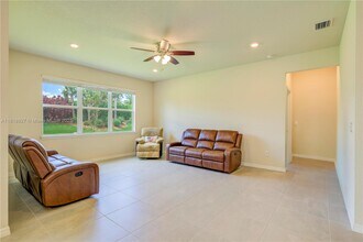12300 SW Myrtle Oak Dr in Port St. Lucie, FL - Building Photo - Building Photo