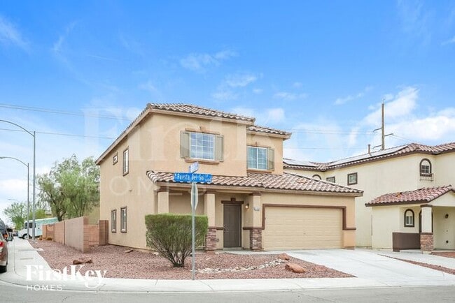 6124 Puesta Del Sol St in North Las Vegas, NV - Building Photo - Building Photo