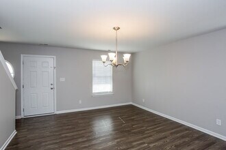 1148 Aprilia Ln in Dallas, NC - Building Photo - Building Photo