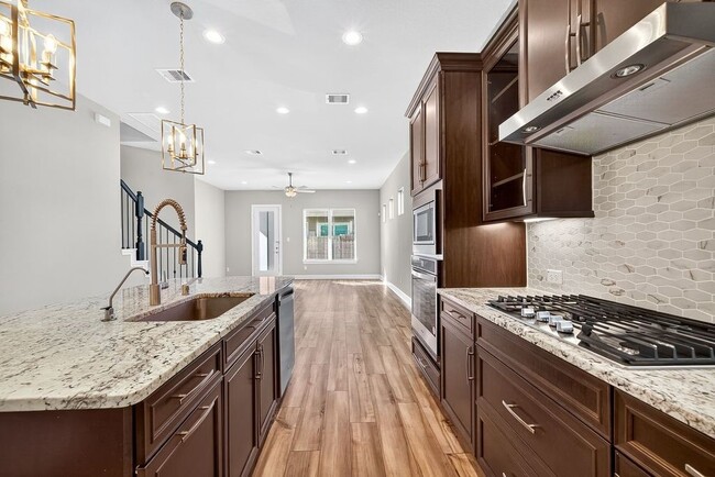 4209 Colony Pines Ln