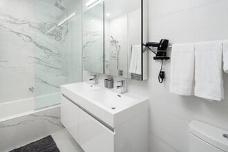 132 W 26th St, Unit ID407789P in New York, NY - Building Photo - Building Photo