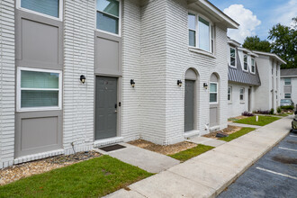 Savan Pointe in Savannah, GA - Foto de edificio - Building Photo