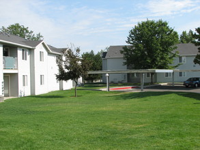 Brentwood Apartments in Boise, ID - Building Photo - Building Photo