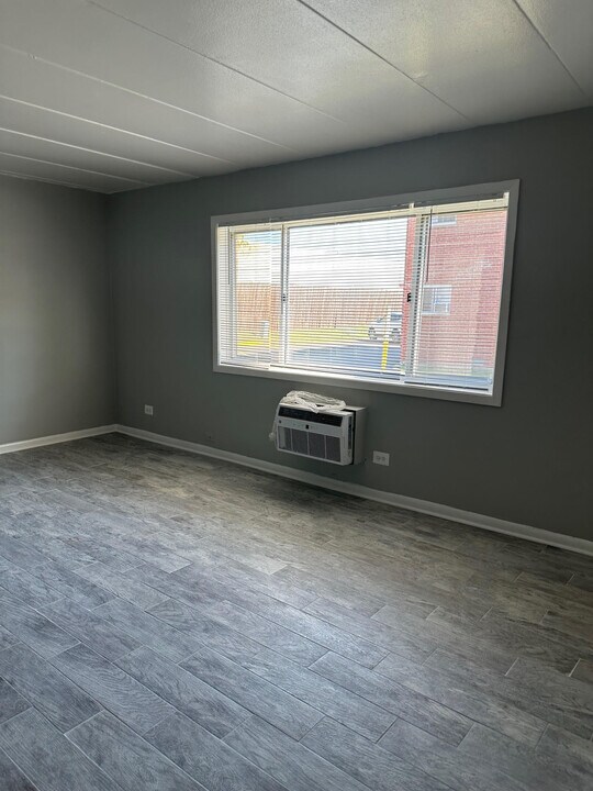 1400 Carol St, Unit TWO BEDS in Park Ridge, IL - Foto de edificio