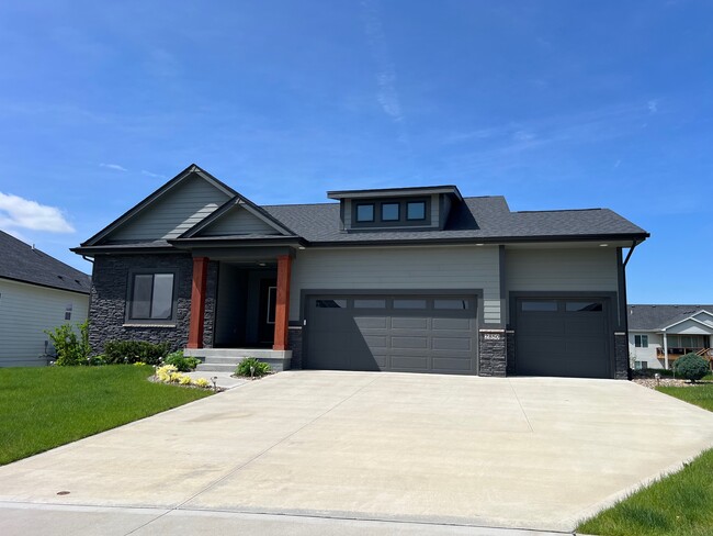 property at 2850 Sunflower Dr