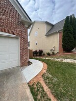 3152 Daleview Way SW in Atlanta, GA - Building Photo