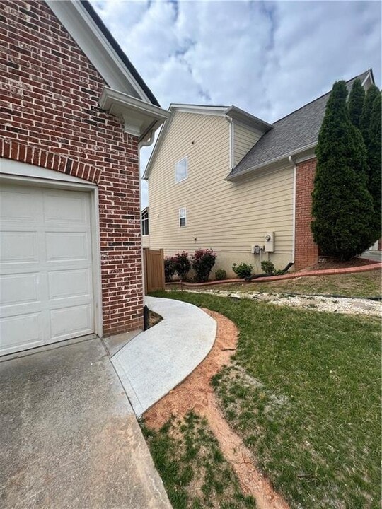 3152 Daleview Way SW in Atlanta, GA - Building Photo