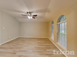 626 Chapman Dr in Lancaster, TX - Building Photo - Building Photo