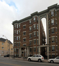 Ernescliffe Annex B in Toronto, ON - Building Photo - Building Photo