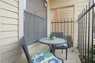 Heritage at Valley Ranch in Irving, TX - Building Photo