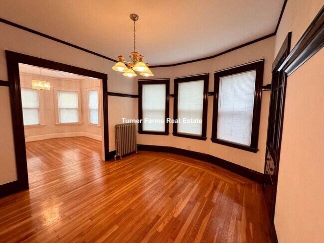 65 Bristol Rd, Unit 1