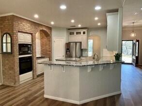 121 Post Oak Ln in Driftwood, TX - Building Photo - Building Photo