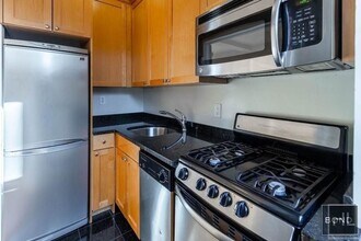 SECOND AVENUE, Unit 3H in New York, NY - Building Photo - Building Photo